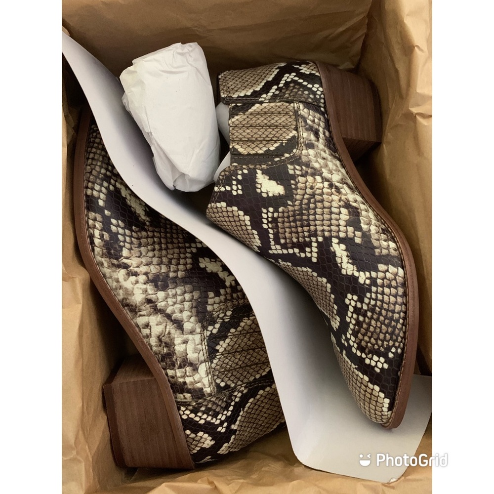 MADEWELL Boots Women’s 8 Low Chelsea Leather $188! - Picture 8 of 8